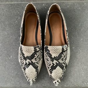 Halogen black nude printed leather flats